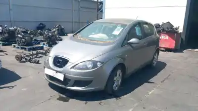 Peça sobressalente para automóvel em segunda mão braço de suspensão traseiro inferior direito por seat altea (5p1) 1.9 tdi referências oem iam 1k0505311ab  