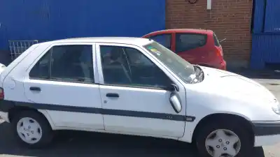 Recambio de automóvil de segunda mano de piloto matrícula izquierdo para citroen saxo (s0, s1) 1.5 d referencias oem iam 6340a3  