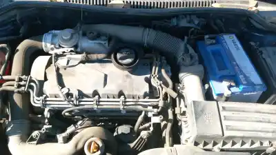 Peça sobressalente para automóvel em segunda mão farolim traseiro direito por seat leon (1p1) 1.9 tdi referências oem iam 1p0945112c  
