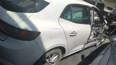 Автозапчастина б/у внутрішне світло для renault megane iv fastback (b9a/m/n_) 1.2 tce 100 (b9ms) посилання на oem iam 969804882r  