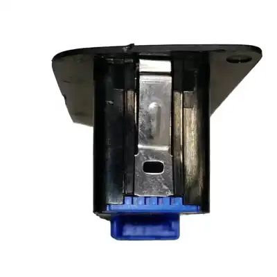 Second-hand car spare part tailgate button for bmw 3 (f30, f80) 318 d oem iam references 927511902  