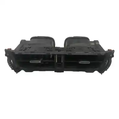 Second-hand car spare part air vent for toyota corolla oem iam references 5567002840c0