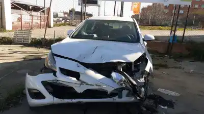 Автозапчастина б/у генератор для opel astra j (p10) 1.6 cdti (68) посилання на oem iam 13586366  