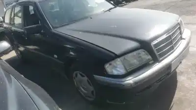 Pezzo di ricambio per auto di seconda mano porta anteriore destra per mercedes clase c t-model (s203) c 200 cdi (203.204) riferimenti oem iam a2027201605  