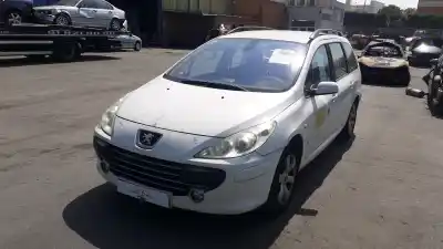 Gebrauchtes Autoersatzteil VORDERE STOSSSTANGE zum PEUGEOT 307 BREAK (3E)  OEM-IAM-Referenzen 7401CZ  COMPATIBILIDADES Y COMPONENTES ->7401CZ PEUGEOT,7401CX PEUGEOT, 7401CZ PEUGEOT,7401CZ PEUGEOT, 7401N