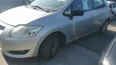 Автозапчасти б/у правый задний фонарь за toyota auris (_e15_) 2.0 d-4d (ade150_) ссылки oem iam 8155102380  