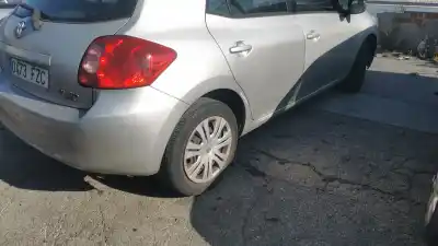 Автозапчасти б/у правый задний фонарь за toyota auris (_e15_) 2.0 d-4d (ade150_) ссылки oem iam 8155102380  