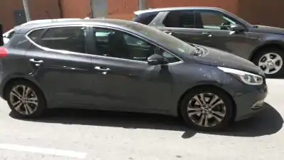 Peça sobressalente para automóvel em segunda mão abs por kia cee'd (jd) 1.6 crdi 128 referências oem iam 58920a2210  
