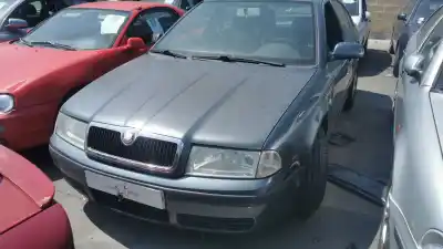 Автозапчастина б/у ліва фара для SKODA OCTAVIA I (1U2) 1.9 TDI Посилання на OEM IAM 1U1941017P  