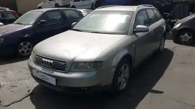 Pezzo di ricambio per auto di seconda mano RADIATORE D ACQUA per AUDI A4 AVANT (8E) A4 AVANT 8E Riferimenti OEM IAM 8E0121251A  