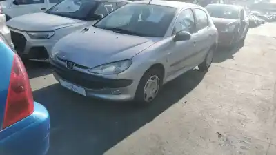 Автозапчасти б/у ЛЕВОЕ ПЕРЕДНЕЕ КРЫЛО за PEUGEOT 206 VAN  ссылки OEM IAM 7840J4  