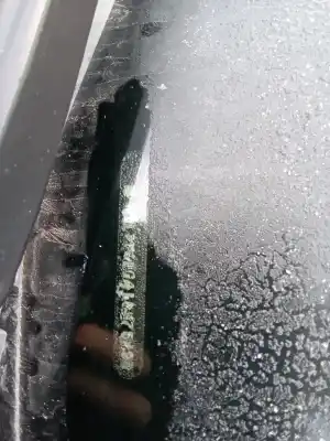 Peça sobressalente para automóvel em segunda mão haste de escova dianteiro esquerdo por opel astra j lim. techno referências oem iam 13289888  