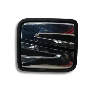 Автозапчастина б/у ручка ворот для seat ibiza v (kj1, kjg) 1.0 mpi посилання на oem iam 6j0827565a