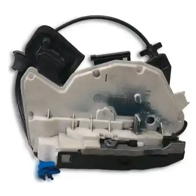 Pezzo di ricambio per auto di seconda mano Serratura Porta Posteriore Destra per SEAT LEON ST (5F8) 1.6 TDI Riferimenti OEM IAM 5K4839016D  