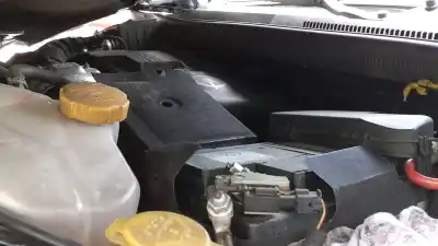 Pezzo di ricambio per auto di seconda mano braccio tergicristallo posteriore per opel corsa d (s07) 1.3 cdti (l08, l68) riferimenti oem iam 55703093  