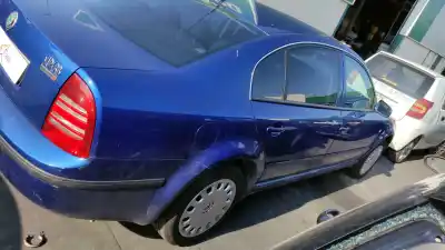 Автозапчасти б/у передний левый нижний рычаг подвески за skoda superb i (3u4) 1.9 tdi ссылки oem iam 8e0407693ag  