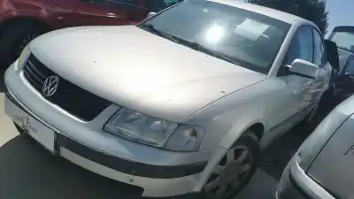 Second-hand car spare part INTERCOOLER for VOLKSWAGEN PASSAT VARIANT (3B6) Trendline OEM IAM references 058145805G  