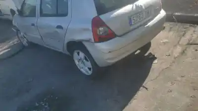 Автозапчастина б/у центральний задній ламп для renault clio ii fase ii (b/cb0) authentique посилання на oem iam 7700410753  compatibilidades y componentes ->7700410753 renault,770 041 075 3 renault