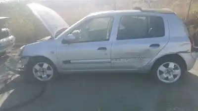 Автозапчастина б/у центральна консоль для renault clio ii fase ii (b/cb0) authentique посилання на oem iam 8200071281  