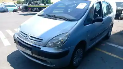 Peça sobressalente para automóvel em segunda mão RADIADOR DE ÁGUA por CITROEN XSARA PICASSO (N68) 1.6 HDi Referências OEM IAM 133387  