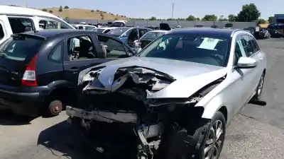 Peça sobressalente para automóvel em segunda mão BRAÇO DE SUSPENSÃO SUPERIOR TRASEIRO ESQUERDO por MERCEDES-BENZ CLASE C T-MODEL (S205) C 220 BLUETEC / D (205.204) Referências OEM IAM A2053306610  