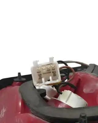 Peça sobressalente para automóvel em segunda mão farolim interior traseiro direito por kia pro cee'd (jd) 1.4 crdi 90 referências oem iam 92404a2000  