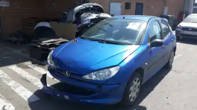 Pezzo di ricambio per auto di seconda mano VOLANTE per PEUGEOT 206 FASTBACK (2A/C) 1.4 HDI ECO 70 Riferimenti OEM IAM 4109CJ  