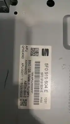 Pezzo di ricambio per auto di seconda mano display multifunzione per seat leon st (5f8) 1.6 tdi riferimenti oem iam 5f0919604e  