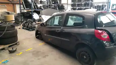 Автозапчасти б/у центральная консоль за renault clio iii (br0/1, cr0/1) 1.5 dci (br0h, cr0h, cr1s, br1s) ссылки oem iam 8200407985  