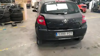Автозапчасти б/у центральная консоль за renault clio iii (br0/1, cr0/1) 1.5 dci (br0h, cr0h, cr1s, br1s) ссылки oem iam 8200407985  