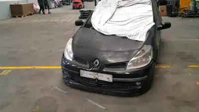 Автозапчасти б/у центральная консоль за renault clio iii (br0/1, cr0/1) 1.5 dci (br0h, cr0h, cr1s, br1s) ссылки oem iam 8200407985  