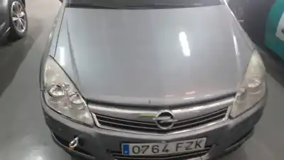Автозапчастина б/у центральний задній ламп для opel astra h gtc (a04) 1.7 cdti (l08) посилання на oem iam 93190795  