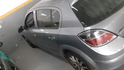 Pezzo di ricambio per auto di seconda mano paraurti posteriore per opel astra h gtc (a04) 1.7 cdti (l08) riferimenti oem iam 24460353  compatibilidades y componentes ->24460353 opel, 1404175 opel, 24460353 opel