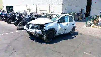 İkinci el araba yedek parçası ORTA ARKA GÜVENLIK KEMERI için DACIA SANDERO II TCE 90 (B8M1, B8MA) OEM IAM referansları 888506476R  