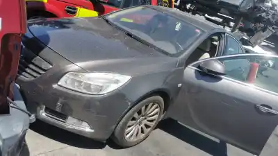 Pièce détachée automobile d'occasion CEINTURE DE SÉCURITÉ ARRIÈRE CENTRALE pour OPEL INSIGNIA 1 MANUAL Références OEM IAM 39108153  