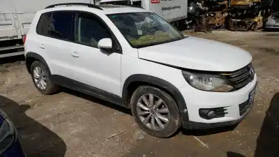 Peça sobressalente para automóvel em segunda mão BOMBA DE COMBUSTIVEL por VOLKSWAGEN TIGUAN (5N_) 2.0 TDI Referências OEM IAM 5N0919088M  