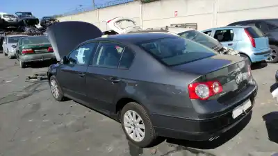 Second-hand car spare part center tailgate light for volkswagen passat variant (3c5) 2.0 tdi oem iam references 3c5945087  