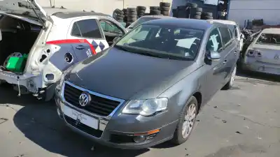 Автозапчастина б/у АУДІО СИСТЕМА / РАДІО CD для VOLKSWAGEN PASSAT VARIANT (3C5)  Посилання на OEM IAM 3C8057195  