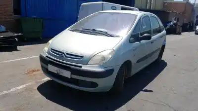 Pièce détachée automobile d'occasion CATALYSEUR DE VOITURE pour CITROEN XSARA PICASSO (N68) 2.0 HDI Références OEM IAM E12821R  