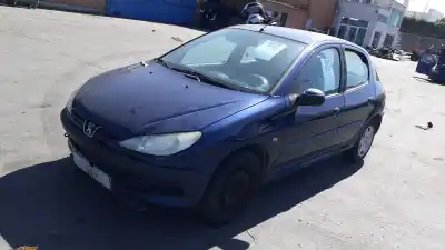 Recambio de automóvil de segunda mano de CATALIZADOR para PEUGEOT 206 FASTBACK (2A/C)  referencias OEM IAM E12812C  