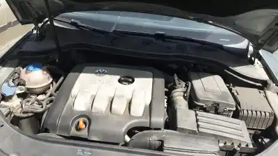 Автозапчасти б/у центральный задний фонарь за volkswagen passat b6 (3c2) 2.0 tdi 16v ссылки oem iam 3c5945087  