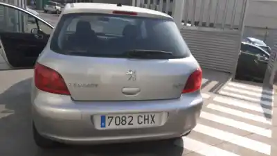 Recambio de automóvil de segunda mano de volante para peugeot 307 (3a/c) 2.0 hdi 90 referencias oem iam 4109aq  