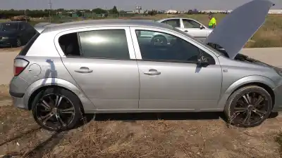 Автозапчасти б/у натяжитель передней правой подушки безопасности за opel astra h (a04) 1.6 (l48) ссылки oem iam 93179241  