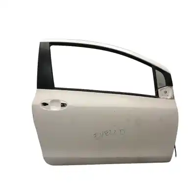 Автозапчасти б/у ДВЕРЬ ПЕРЕДНЯЯ ПРАВАЯ за TOYOTA YARIS (_P9_)  ссылки OEM IAM 670010D180  