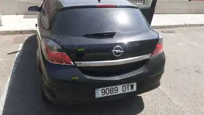 Pezzo di ricambio per auto di seconda mano air bag anteriore destro per opel astra h gtc (a04) 1.9 cdti 16v (l08) riferimenti oem iam 24451349  