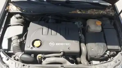 Pezzo di ricambio per auto di seconda mano serratura porta anteriore sinistra per opel astra h gtc (a04) 1.9 cdti 16v (l08) riferimenti oem iam 13210748  
