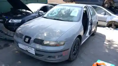 Recambio de automóvil de segunda mano de CERRADURA CAPO para SEAT LEON (1M1)  referencias OEM IAM 1M0823503K  