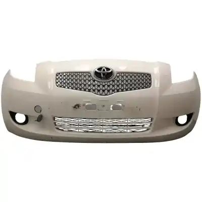 Pezzo di ricambio per auto di seconda mano PARAURTI ANTERIORE per TOYOTA YARIS (_P9_)  Riferimenti OEM IAM 521190D977  