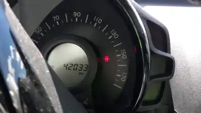 Gebrauchtes Autoersatzteil LINKER INNERER HINTERGRIFF zum PEUGEOT 108 1.2 OEM-IAM-Referenzen 1612431680  