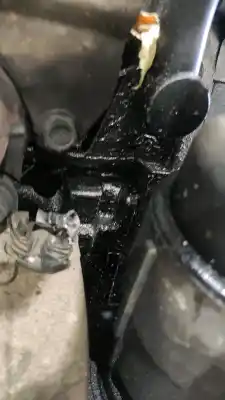 Pezzo di ricambio per auto di seconda mano compressore aria condizionata per chevrolet captiva (c100, c140) 2.0 d riferimenti oem iam 93743410  